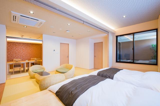 画像15: 部屋付きの露天風呂と窓辺の絶景を満喫。リトリートできる「おこもり旅」