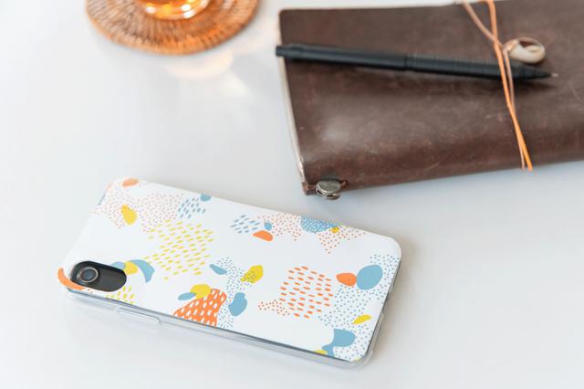 画像: 抗菌シートでDIY!ウイルスからスマホを守る