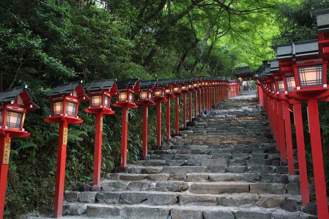 画像: 貴船神社入り口。すでにオーラがあります
