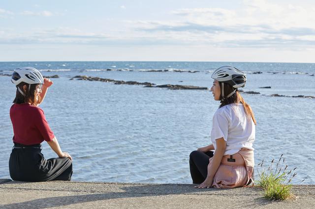 画像: 「日本の渚百選」のひとつ。秋田のウユニ塩湖とも賞される鵜ノ崎海岸