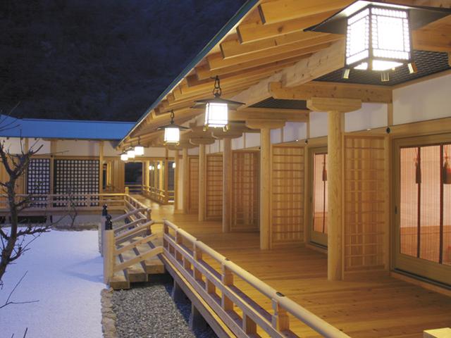 画像4: 【平安時代】平安装束を身にまとい、王朝貴族気分の滞在を堪能できる「社乃森」