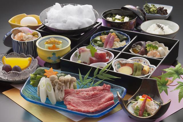 画像3: 美食と銘酒も有名な名湯の老舗宿「ゆふいん山水館」
