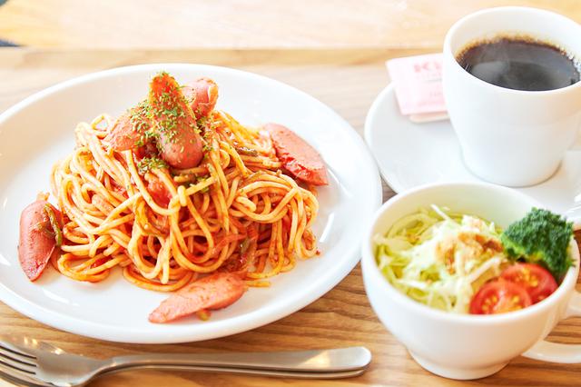 画像: 〈月曜日担当〉あさみ珈琲店「ナポリタン」単品890円、ドリンクセット1,000円(税込)