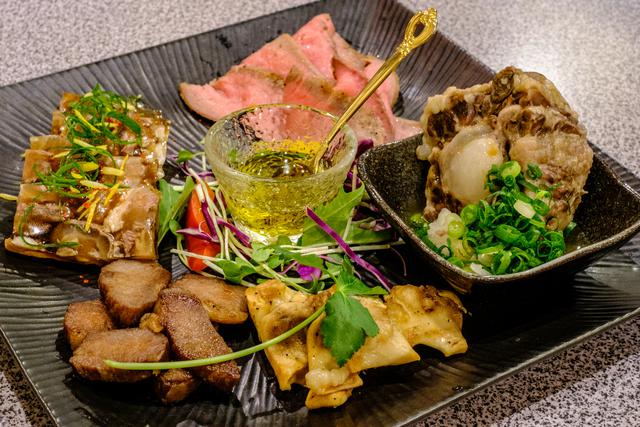 画像: 津山に行ったらぜひ楽しみたい、津山独特の肉文化体験。
