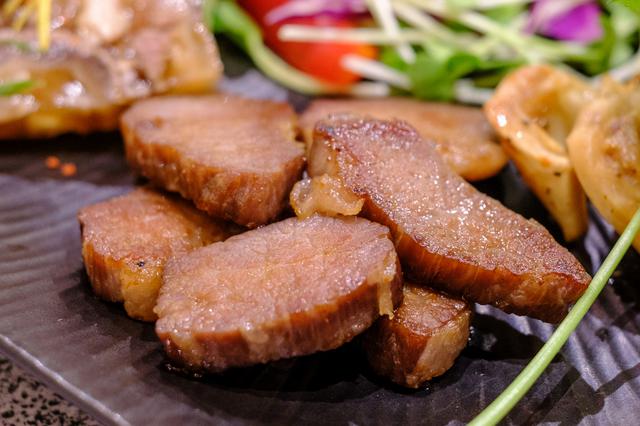 画像: 津山の名物は「干し肉」。