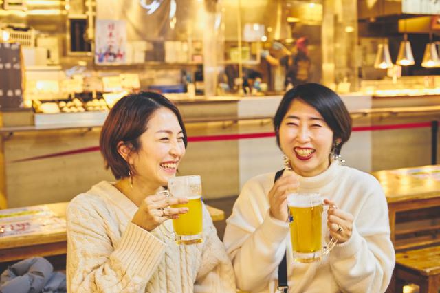 画像5: 高知の夜のマストスポット! 活気溢れる屋台村「ひろめ市場」で名物料理を