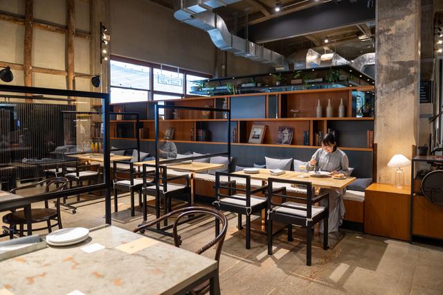 画像3: 厳選した季節の旬素材を、美しく華やかな一皿に