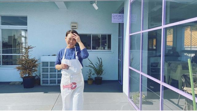 画像: cafe&gallery GLYCINES(グリシーヌ)代表 谷川涼子さん、切り絵作家 齋藤千鶴さんインタビュー