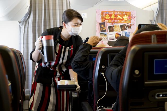 画像1: 機内でも、降機後にも、催しが。次回のタイにもご期待ください