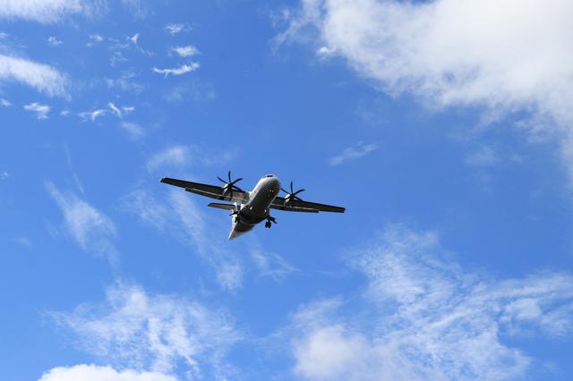 画像3: プロペラ機で南の島を空中散歩。ジャルパックの「跳び飛びの旅」で“空の旅”がもっと好きになる