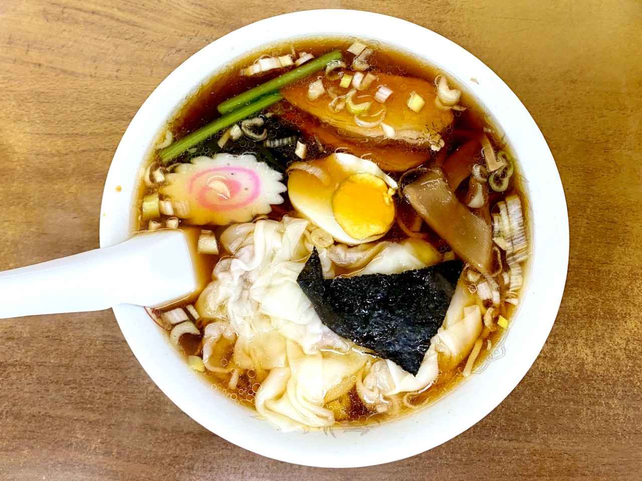 画像: 「ワンタンメン」850円