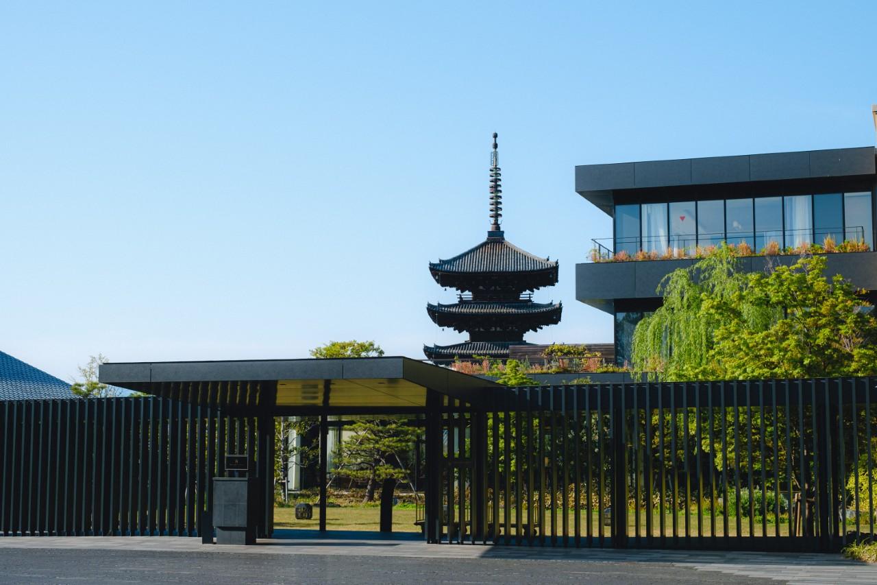 画像1: 五重塔を眺めながら特別なステイを。「ザ・ホテル青龍 京都清水」