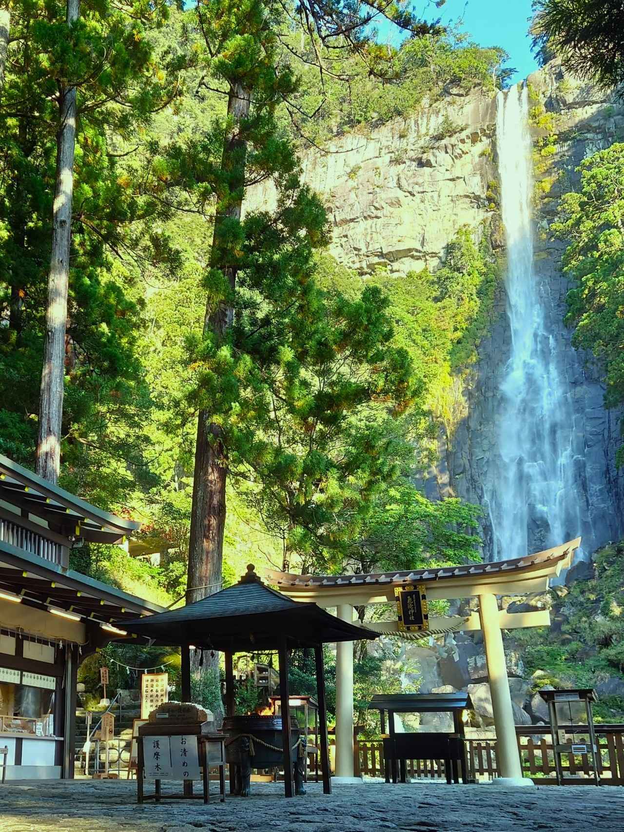 Image 4: 13 hidden places and spectacular views in Japan that you should visit at least once in your life. A journey to rediscover the beautiful nature of Japan