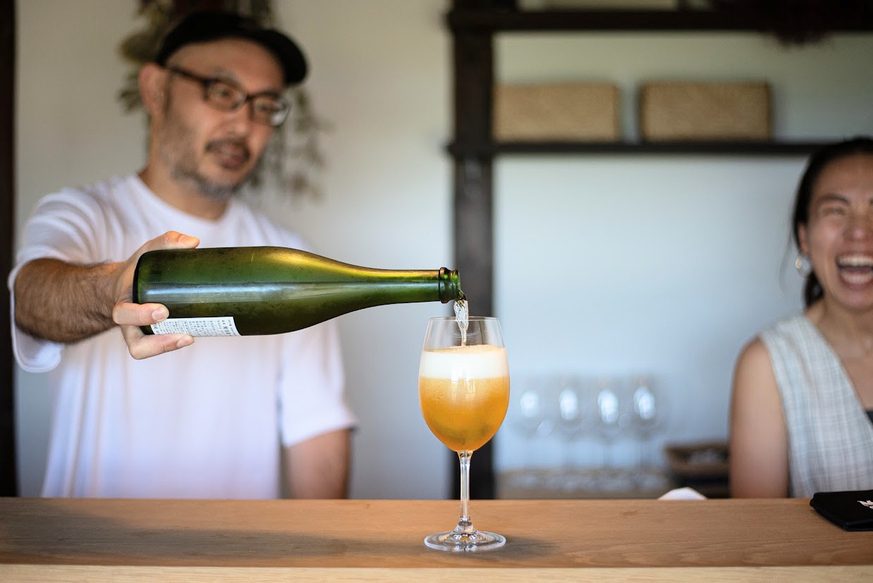 画像3: 揺らぎごと抱きしめるビール「久福(きゅうふく)ブルーイング本島」
