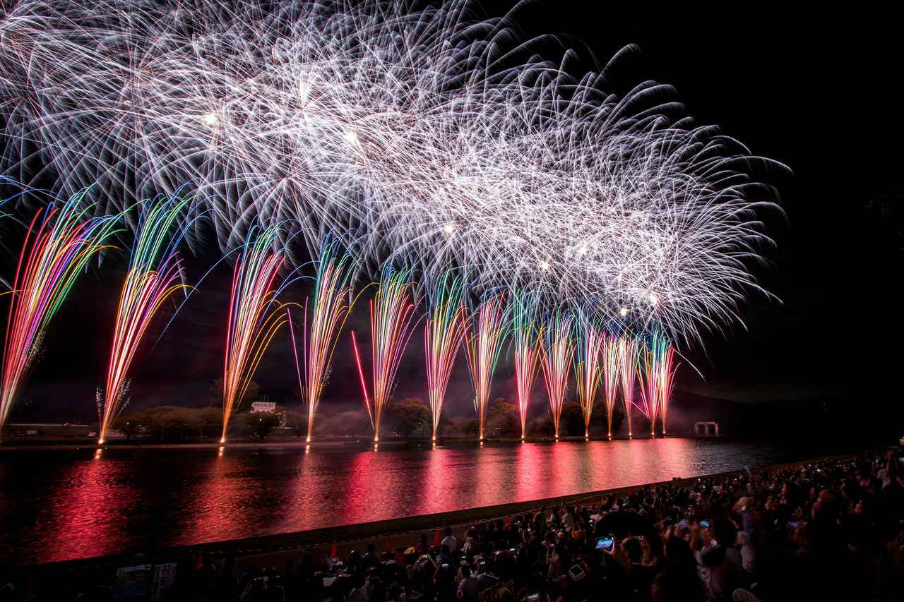 画像1: 「第79回京都南丹市花火大会」南丹市が誇る歴史ある迫力満点の花火大会