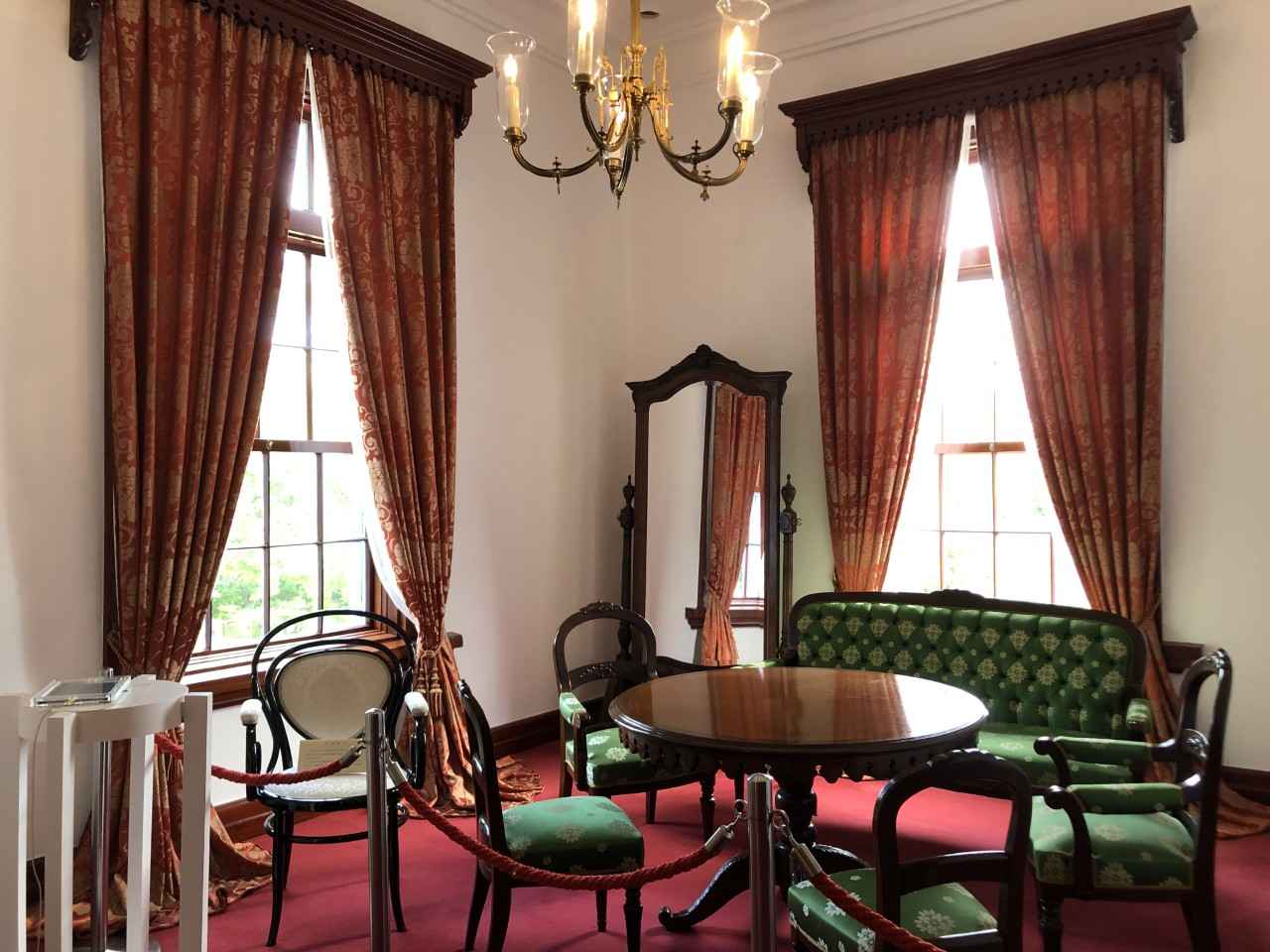 画像3: 【札幌】開拓使時代の歴史に触れる、日本最古の木造ホテル「豊平館」