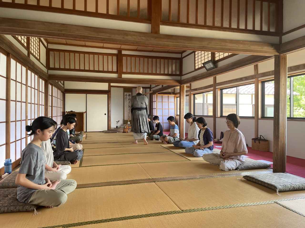 画像3: 【福岡】禅の世界に浸る静かなひとときを「油山観音」