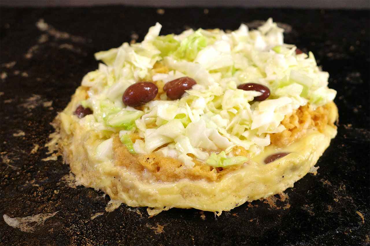 画像5: ご当地お好み焼き「豆玉天」とは？昭和42年創業「いか十」で味わう半世紀の味