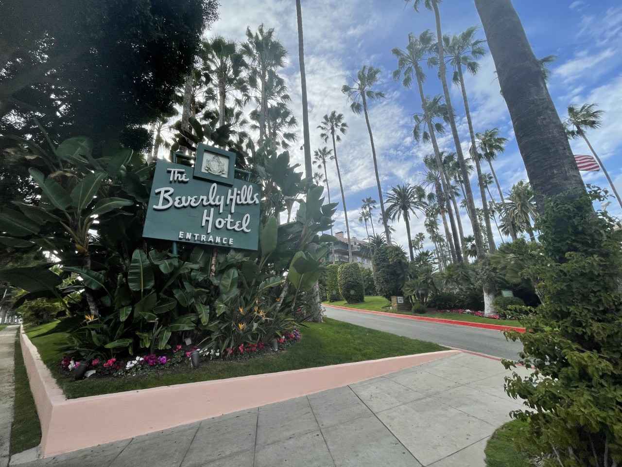 画像: きらびやかな非日常体験！ロサンゼルス随一の高級エリア「ビバリーヒルズ」