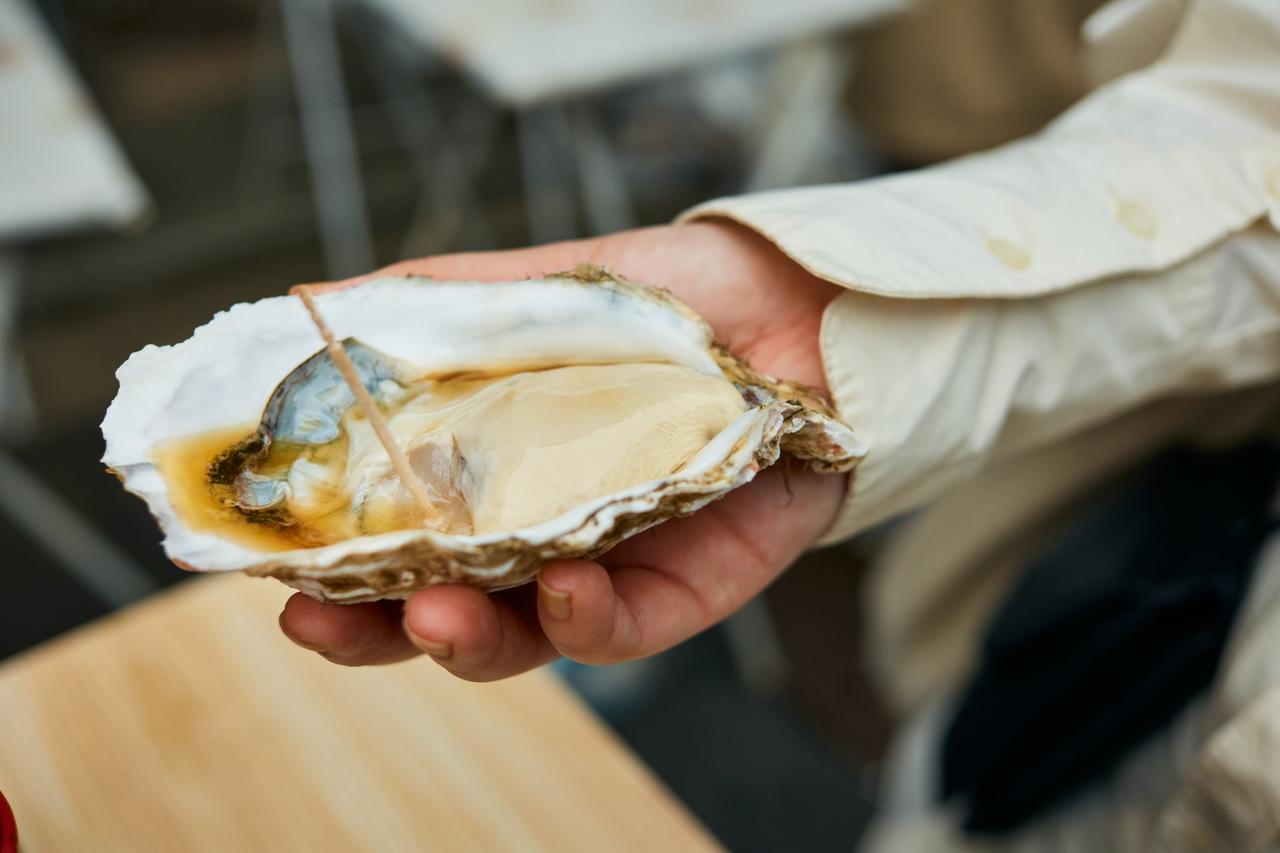 画像: 【2025最新】築地のおすすめ食べ歩きグルメ8選!上質な魚や肉をリーズナブルに堪能 - OnTrip JAL