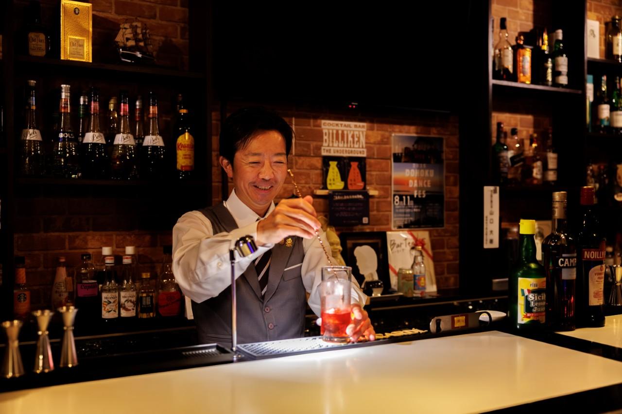 画像5: 居心地の良い隠れ家バー「ビリケン」で旅の締めくくり