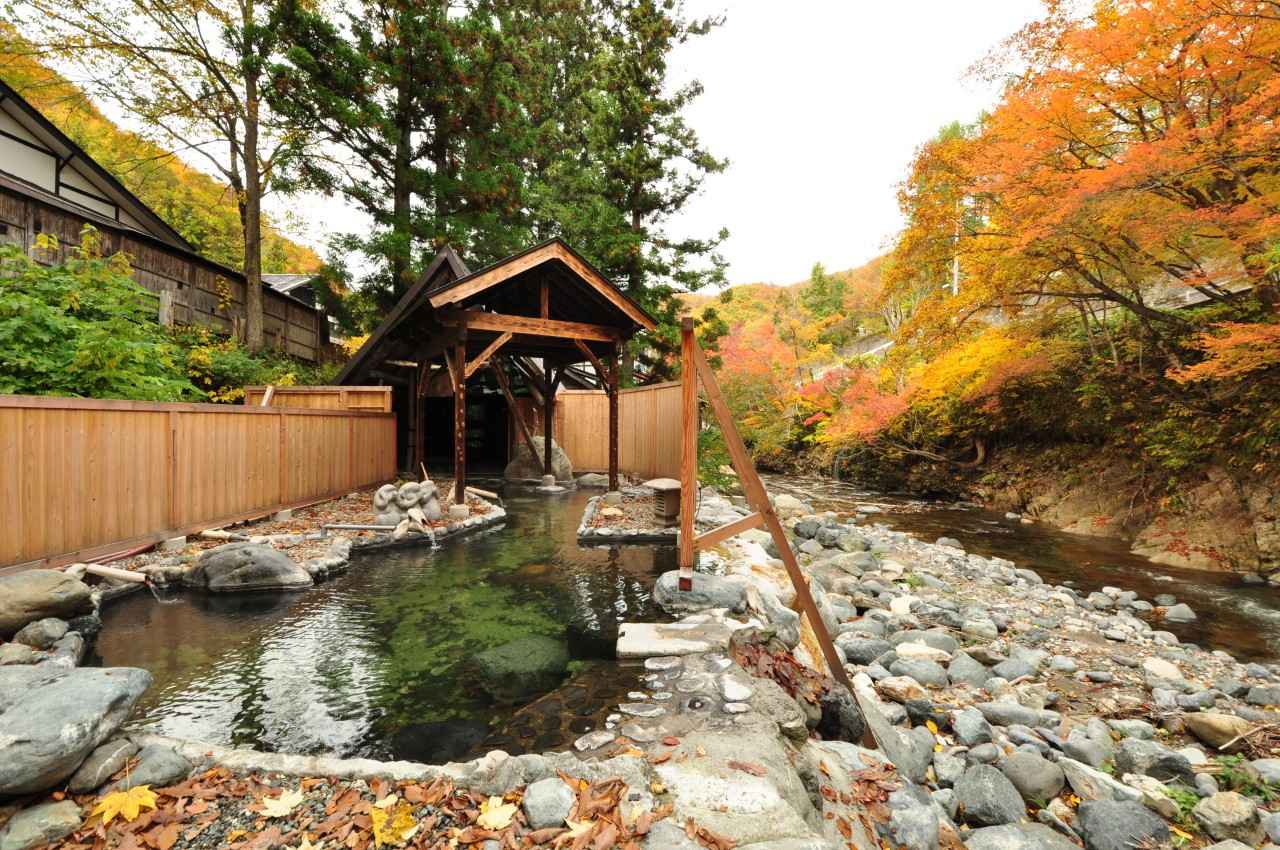 画像2: 関東の日帰り温泉9選！都内から2時間半以内の温泉街・絶景露天風呂