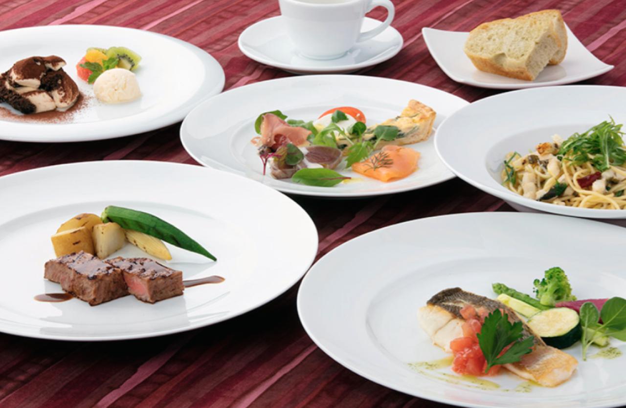 画像2: 料理と空間、手仕事の魅力が息づく「宮島レ・クロ」