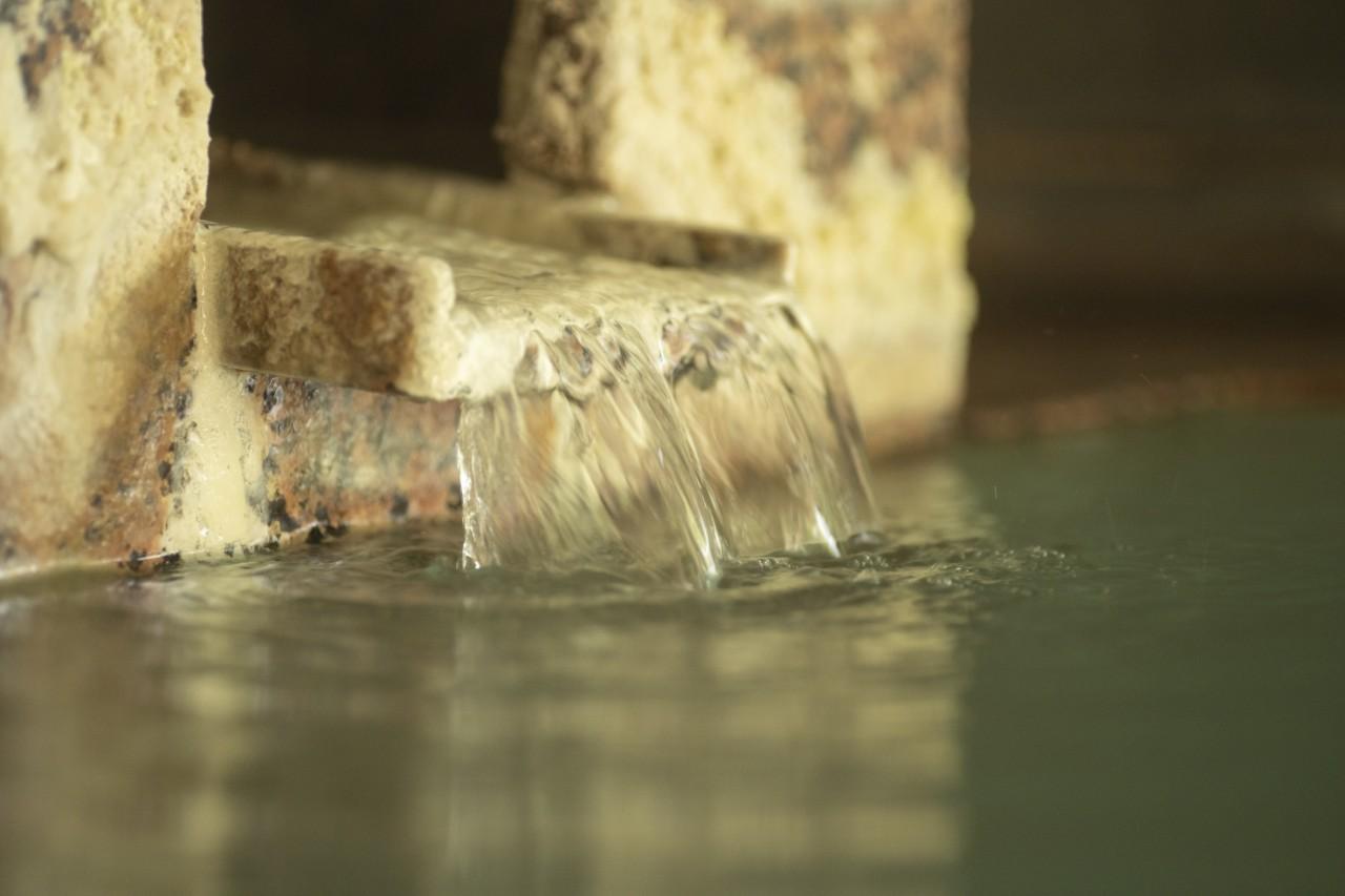 画像2: 【弟子屈町】強酸性の湯のピリリとした手応えを体感できる「忍冬」