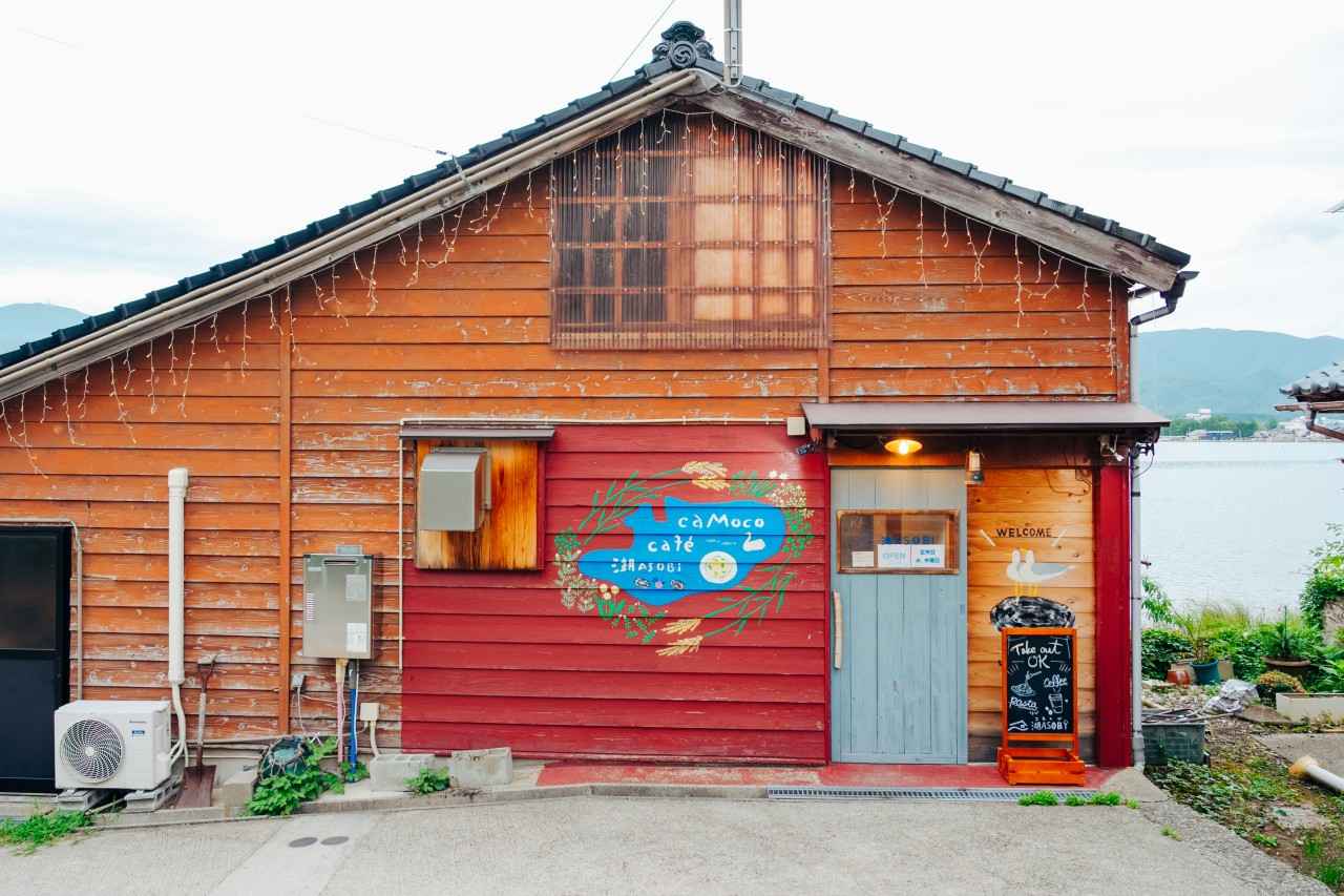 画像1: 佐渡で盛んに養殖されている海鮮は?