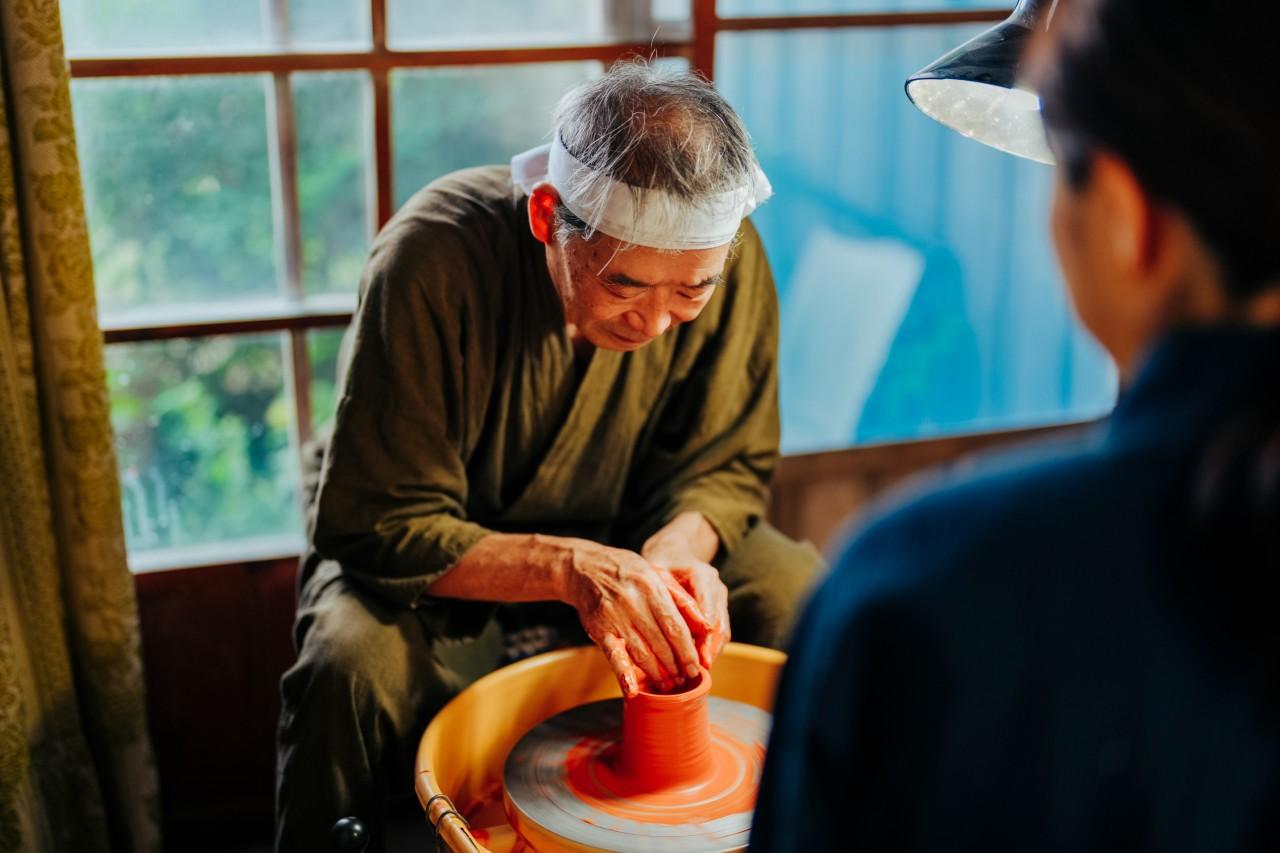 画像6: 佐渡の伝統工芸「無名異焼」が赤色なのは、なぜ?