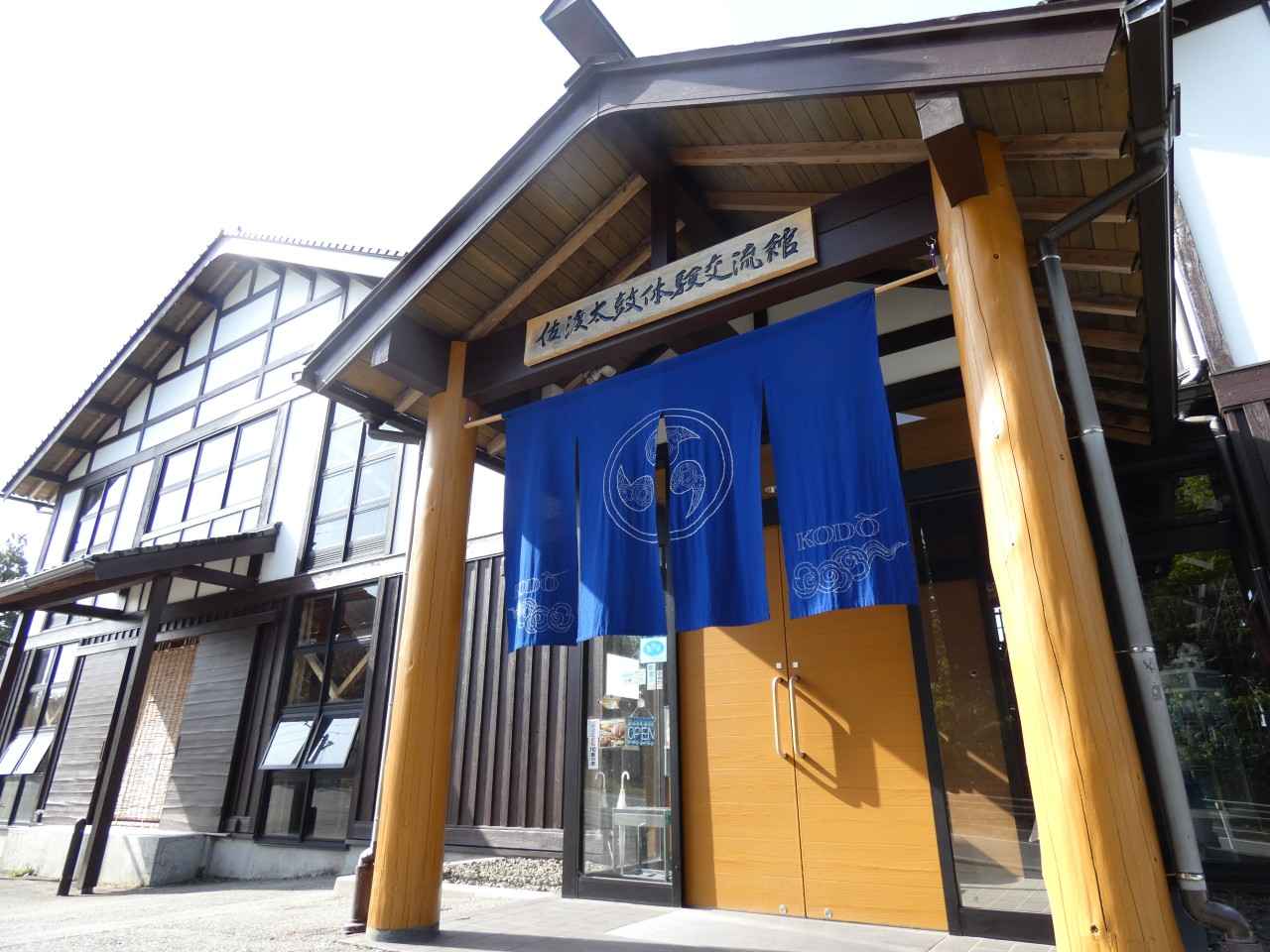 画像13: 日本人で初めてノーベル平和賞コンサートに出演したのは?