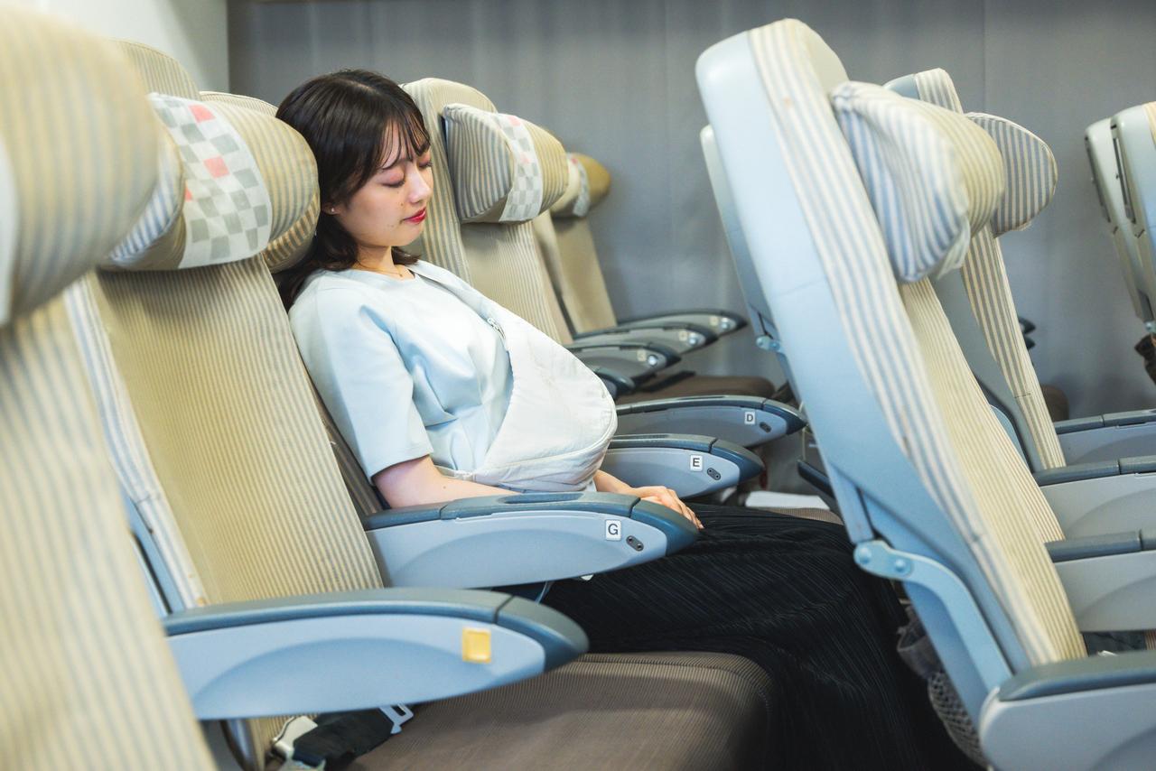 画像: 矢野さんの長時間フライトコーデ