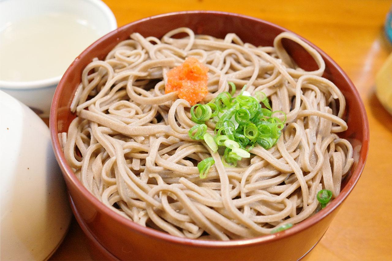 画像7: 出雲の路地裏に佇む「スタンド翠泉」手打ちの力強さを感じる伝統の出雲そば