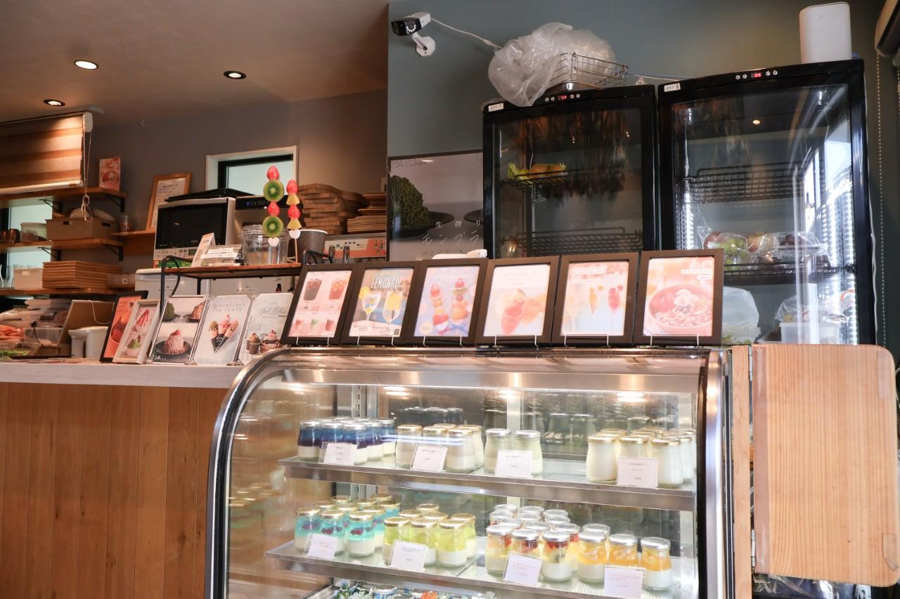 画像2: 【フルーツ飴】ハートがちりばめられたカフェで楽しむ「HONMACHI COFFE」