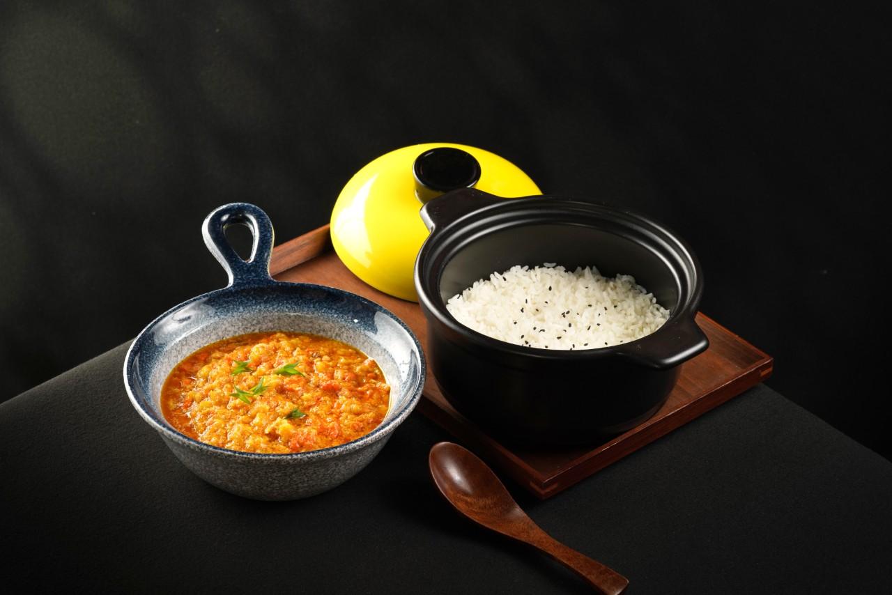 画像: 手折蟹粉蟹膏配米飯