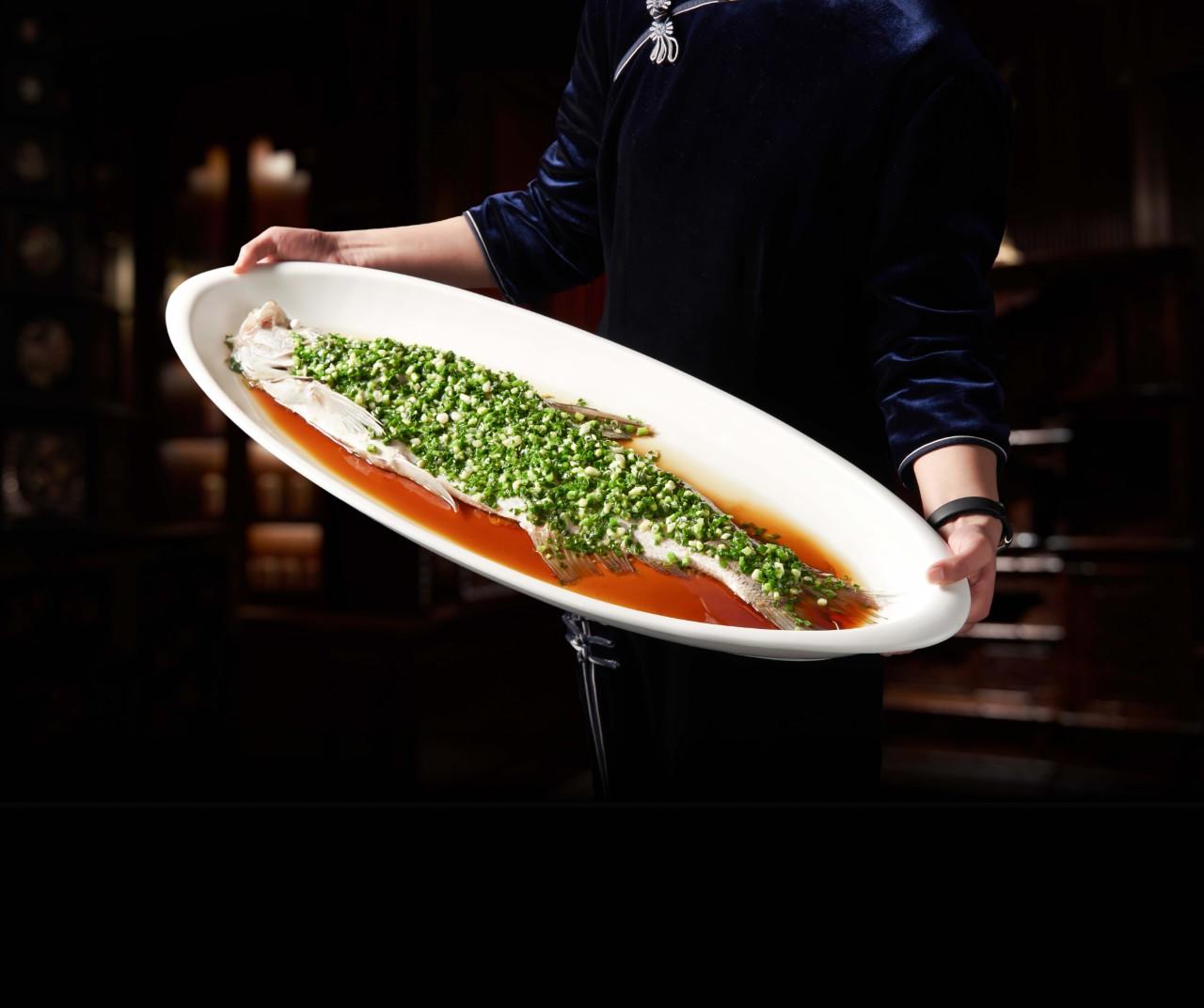 画像: 葱油蒸大白水