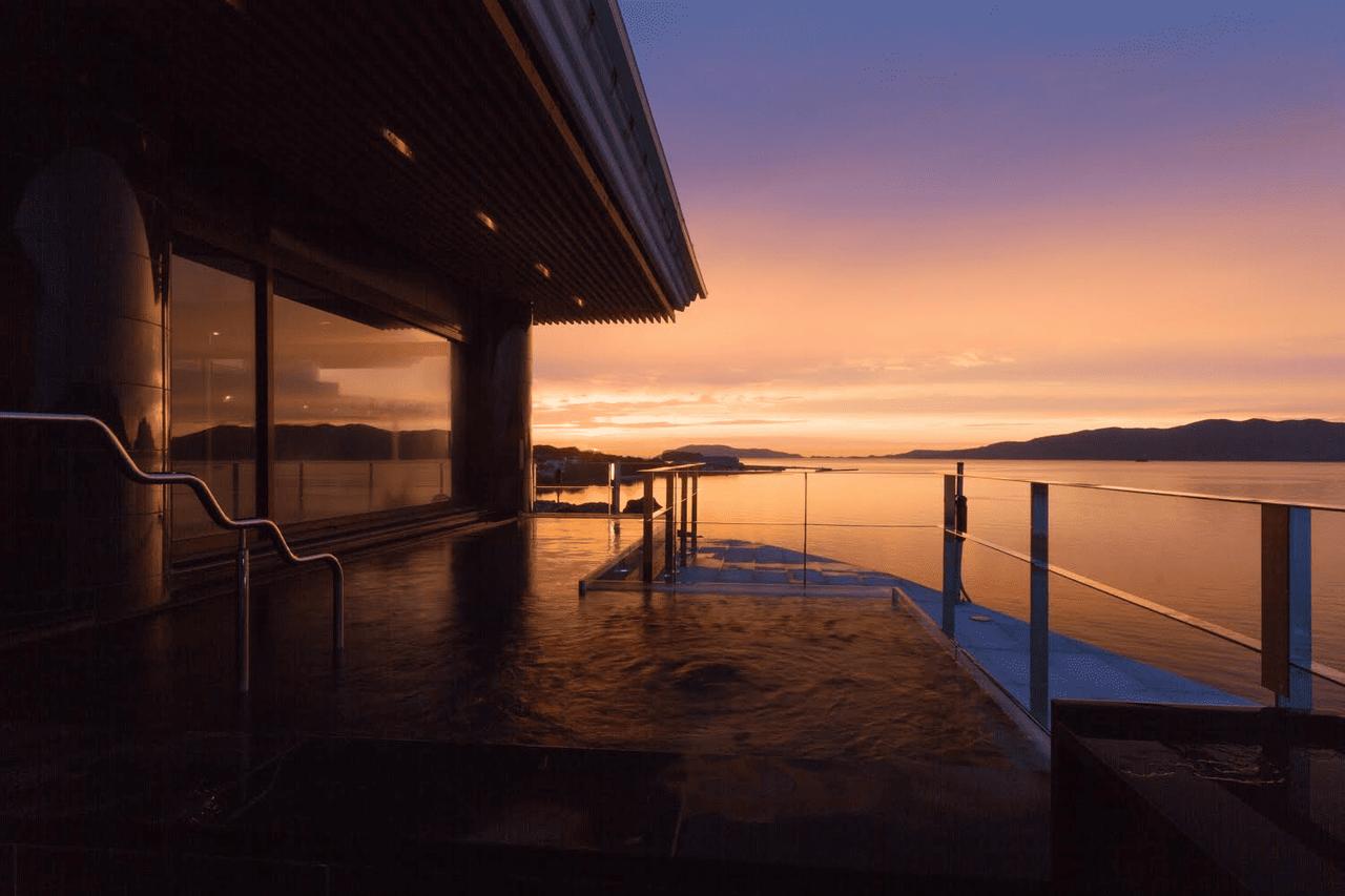 画像: JAL向津具ダブルマラソン参加ランナーの疲れを癒す「黄波戸温泉」「油谷湾温泉」