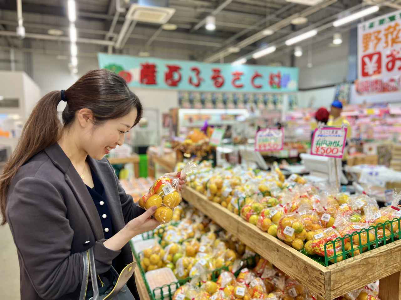 画像3: 大きなマグロがお出迎え！「とれとれ市場 南紀白浜」