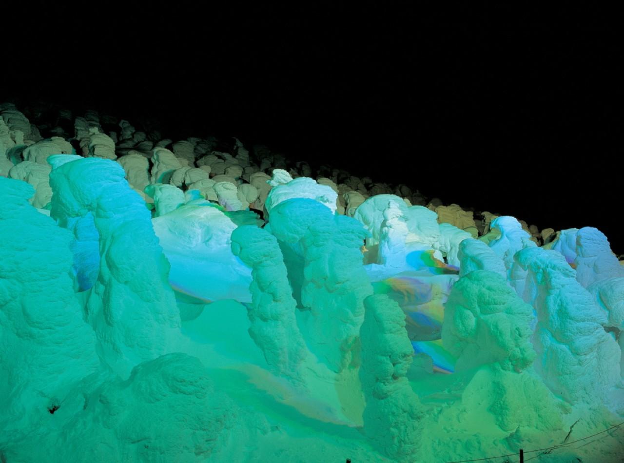 画像1: 大自然が創り出す“スノーモンスター”