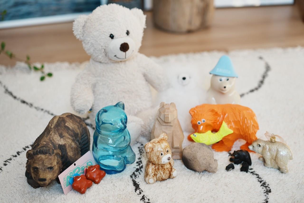 画像: クマモチーフグッズ