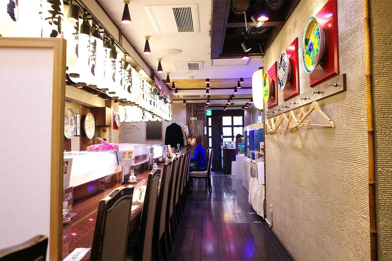 画像2: 提灯揺れる高知「おらんく家」で本場の鰹を食べ尽くす