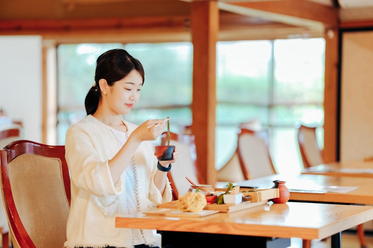 画像7: 佐渡の特産物である、ナガモの特徴は？