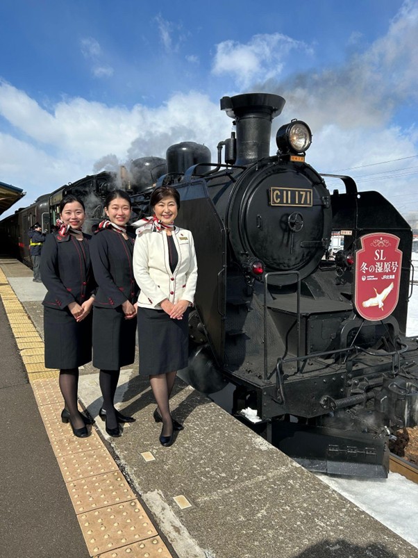 画像4: 冬の釧路湿原を蒸気機関車で巡る！SL冬の湿原号