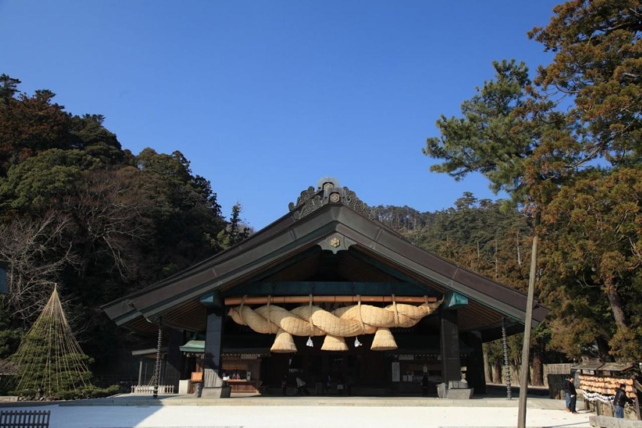 画像1: ご縁を結ぶ、神々が集う地へ「出雲大社」【島根県】