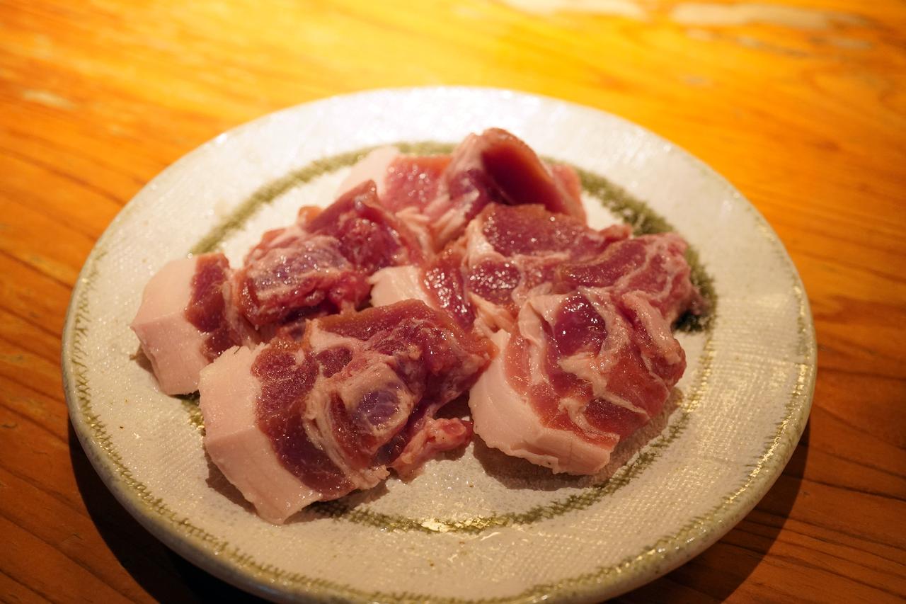 画像22: 食の旅人・植野、南紀白浜の旅へ。夕陽が美しい海辺の名酒場で名物の「うつぼ」を堪能する。