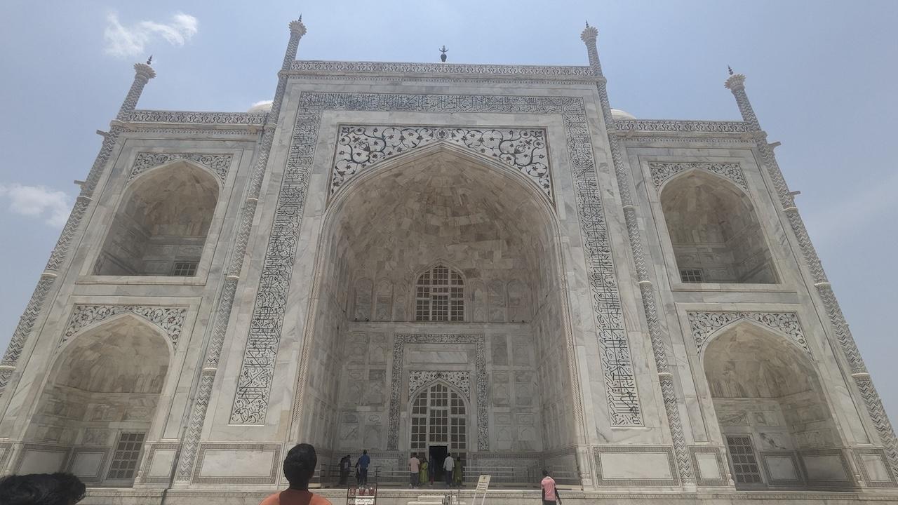 画像2: 8:00 実物の大きさに圧倒！ 世界遺産「タージ・マハル」