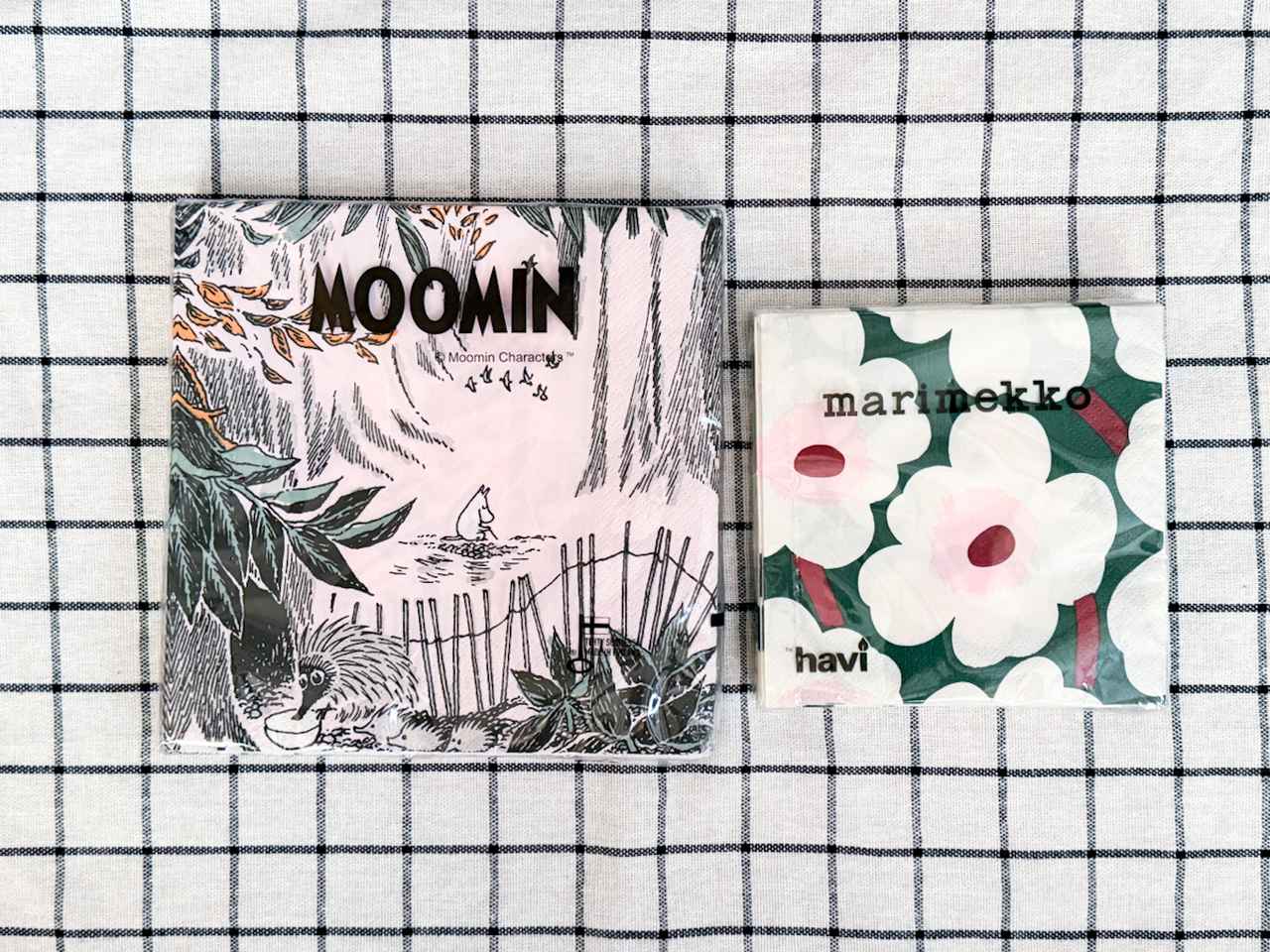 画像: ペーパーナプキン ムーミン4.59ユーロ（日本円で約830円）、ペーパーナプキン マリメッコ3.49ユーロ（日本円で約630円）