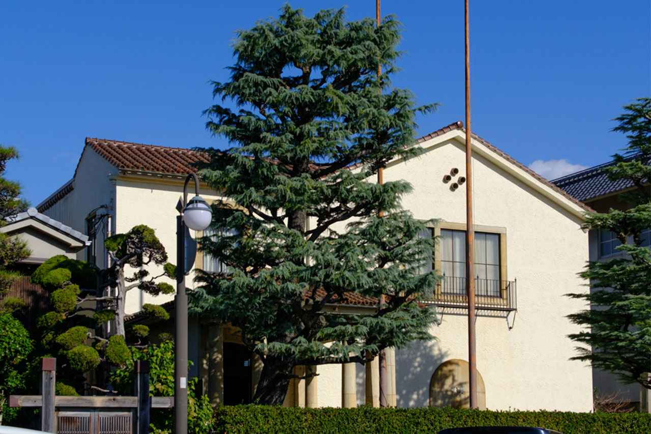 画像: 寺田財閥を築いた寺田利吉が、賓客をもてなすために建てた迎賓館。来客の接待や社交場として使われていた