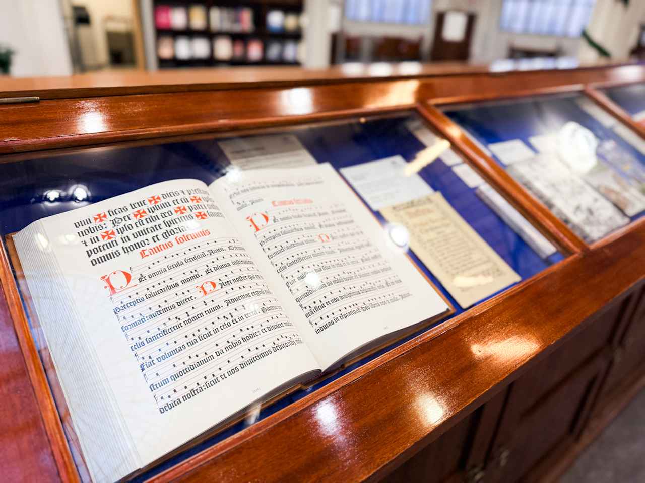 画像3: まるで美術館 「フィンランド国立図書館」を見学