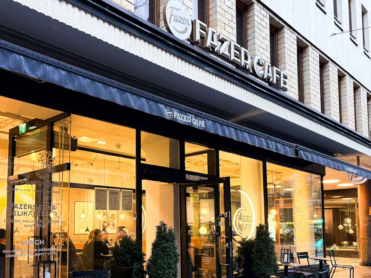 画像1: 老舗チョコブランド「Fazer Café」でカフェタイム